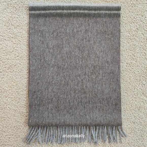 NWOT Wool Scarf Grey Premium Quality - Picture 10 of 11